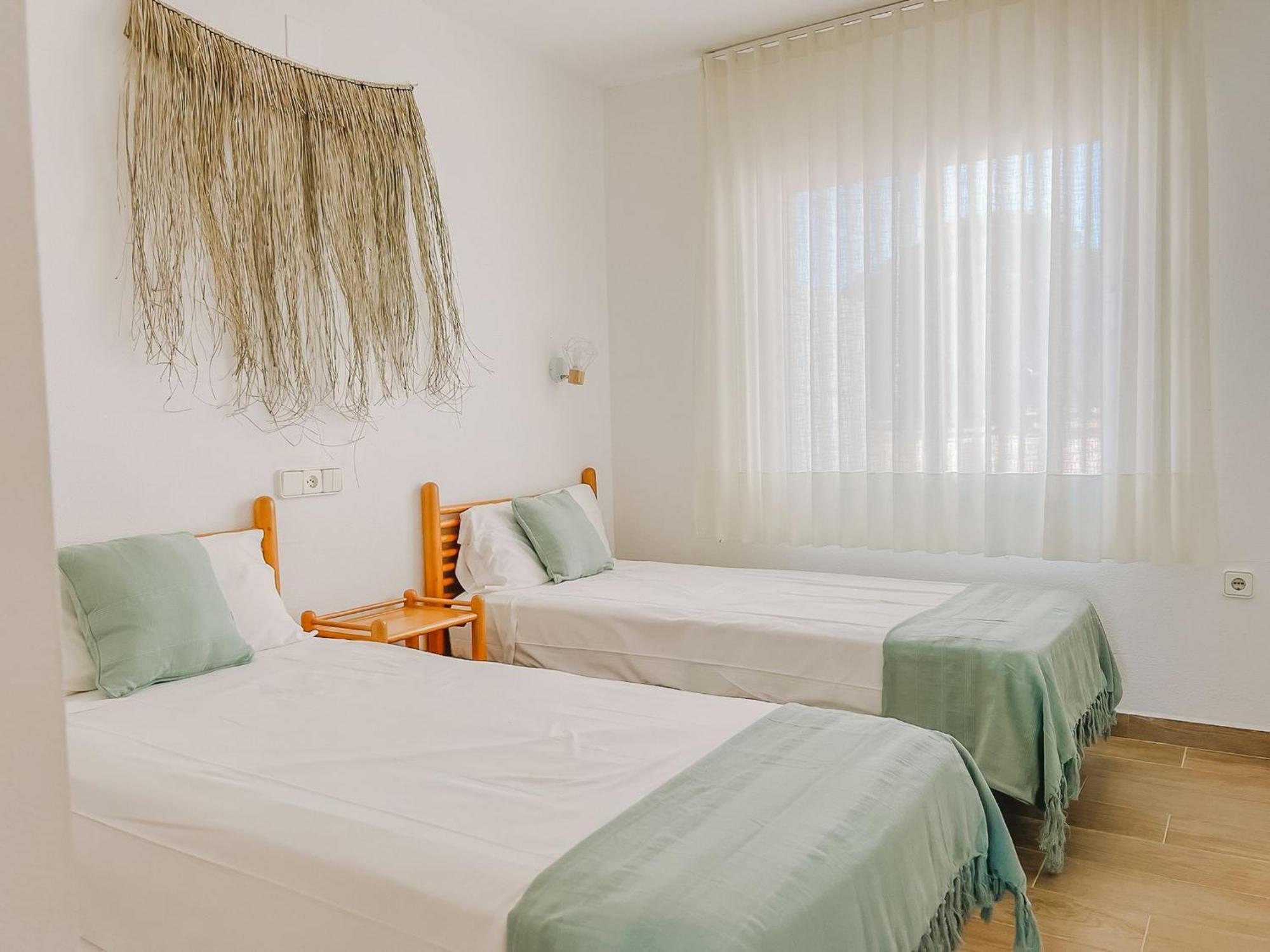 Apartamentos Sol Naixent Л'Амеля-да-Мар Екстер'єр фото